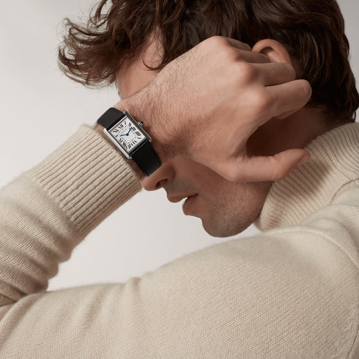 Cartier Tank Must Noir Blanc Grand vue 7